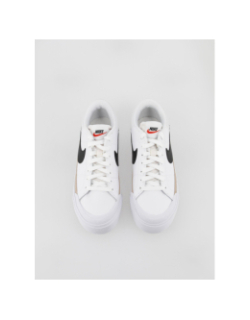 Baskets plateforme court legacy lift blanc femme - Nike