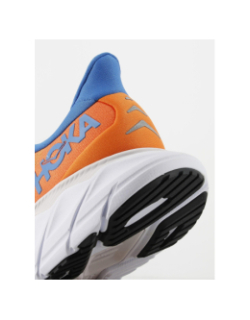 Chaussures de running arahi 6 orange homme - Hoka