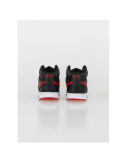 Baskets montantes court vision noir rouge - Nike