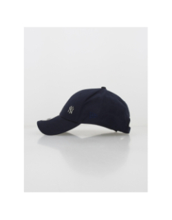 Casquette 9forty flawless logo métal bleu marine - New Era