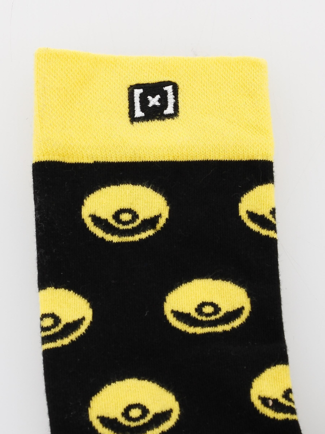 Chaussettes déparaillées pikachu noir jaune - Capslab