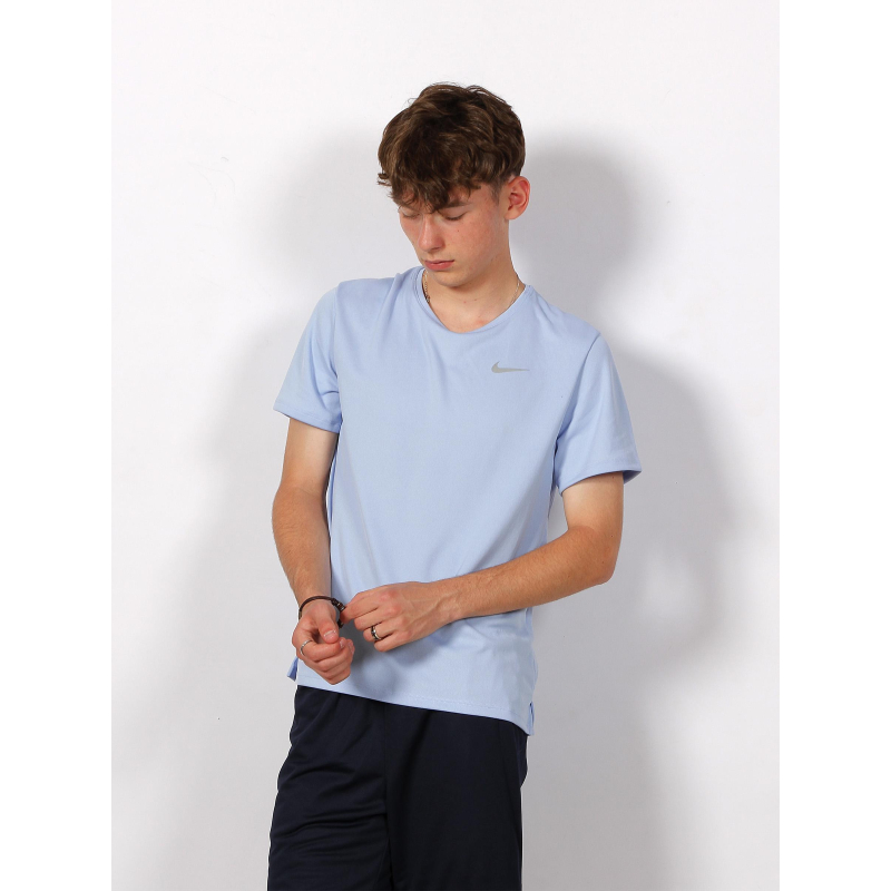 T-shirt de running miler bleu clair homme - Nike