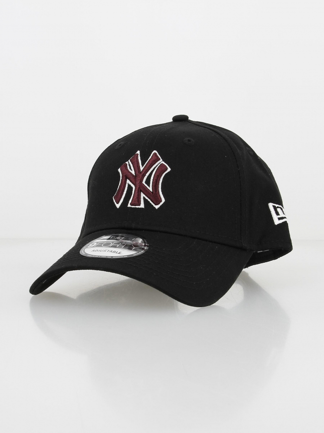 Casquette outline 9forty noir - New Era