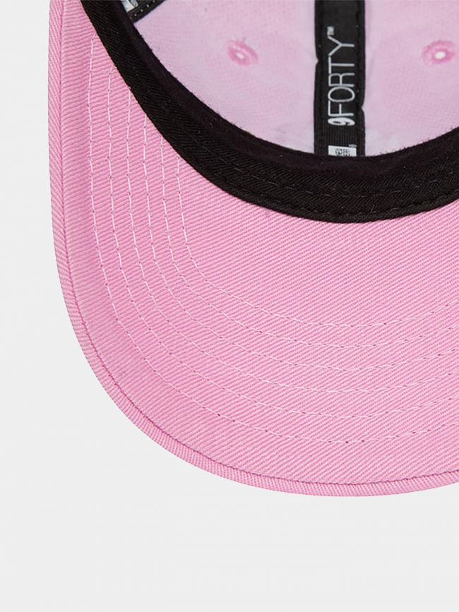 Casquette 9forty league élastique rose bébé - New Era