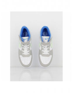 Baskets à scratch court borough ps blanc gris vert enfant - Nike