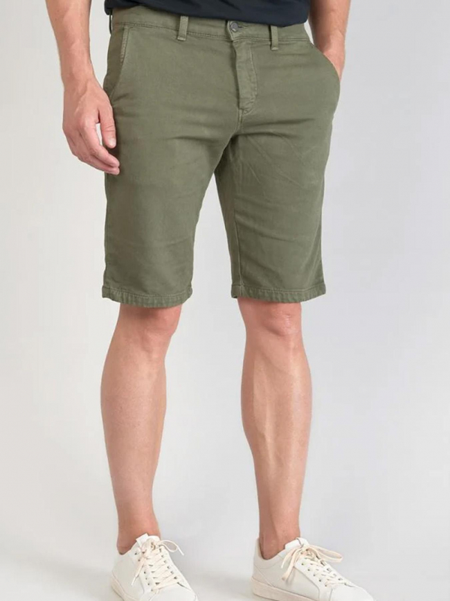 Short chino jogg swoop kaki homme - Le Temps Des Cerises