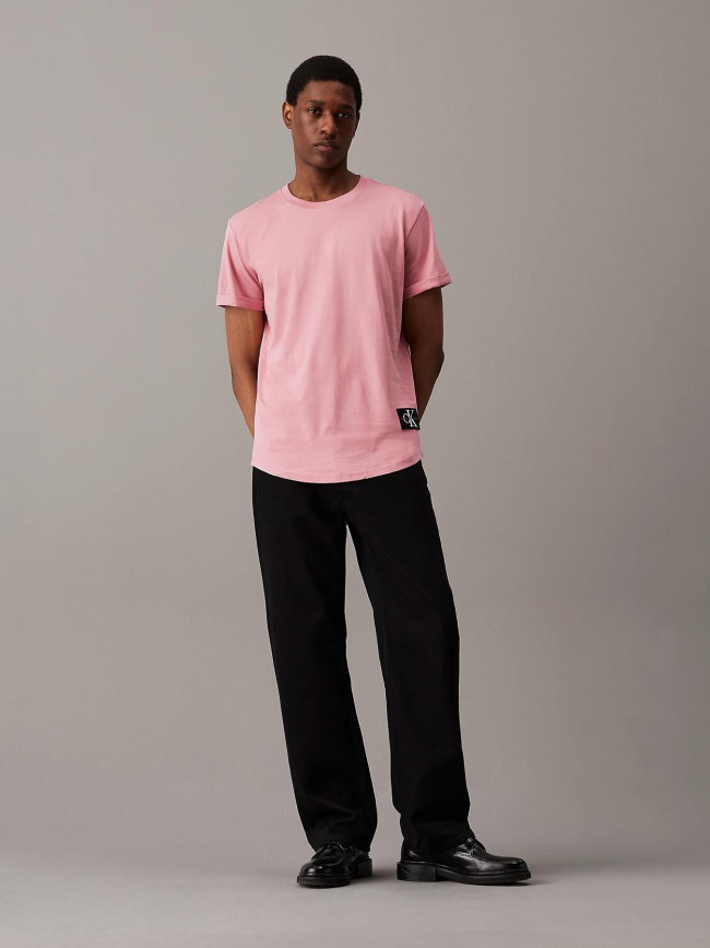 T-shirt en coton avec insigne rose homme - Calvin Klein Jeans