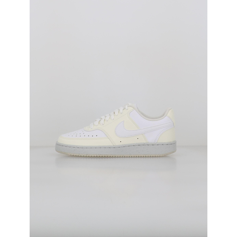 Baskets court vision bicolore écru blanc femme - Nike