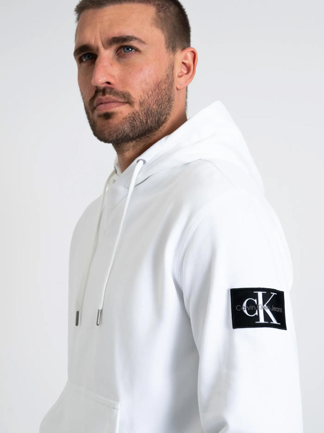 Sweat à capuche badge hoodie blanc homme - Calvin Klein Jeans