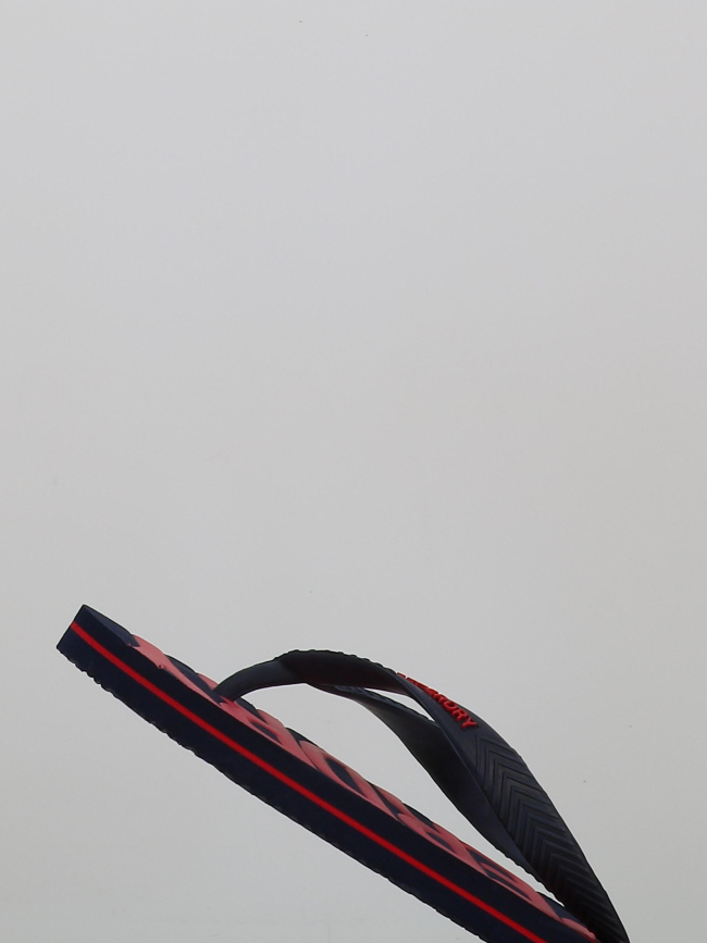Tongs vintage noir et rouge homme - Superdry