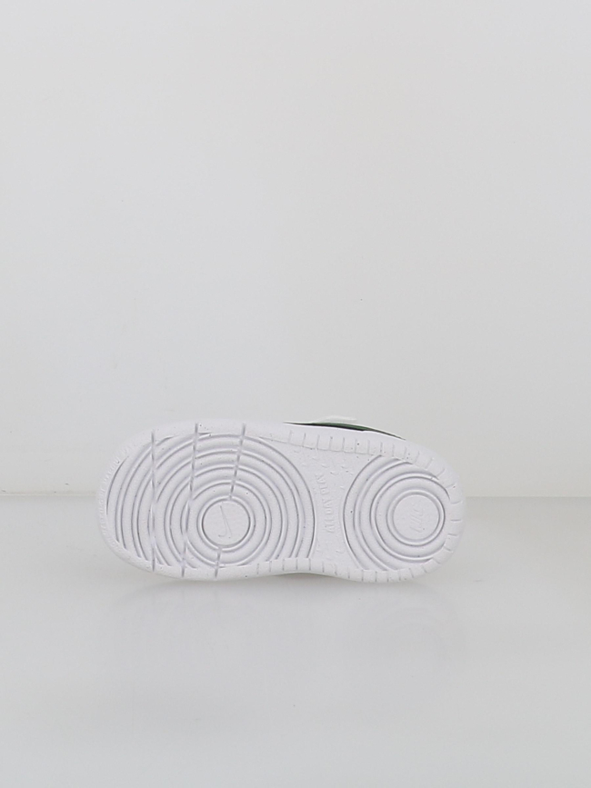 Baskets court borough low recraft blanc et vert bébé - Nike