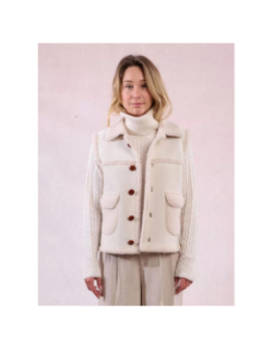 Veste sans manches imitation mouton beige femme - Molly Bracken